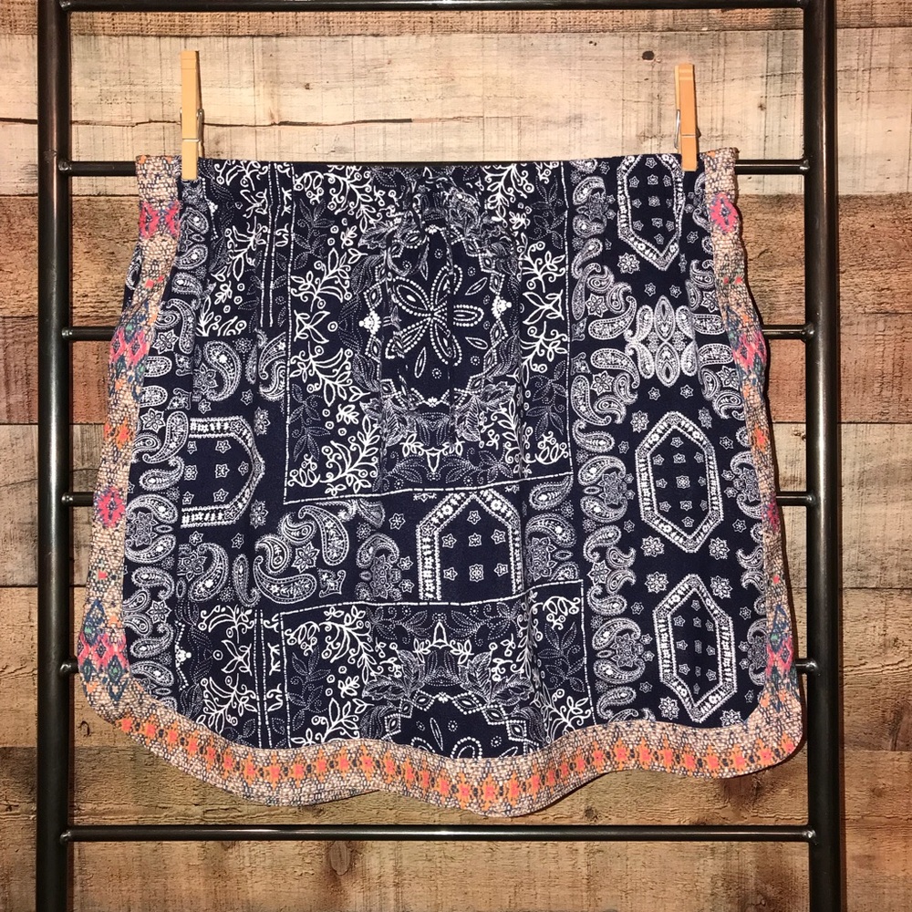 C & V Skirt